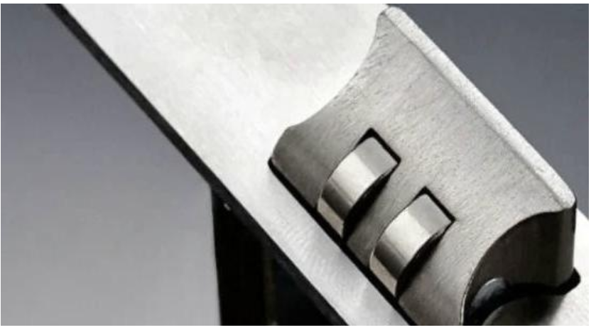 roller latch silent door lock