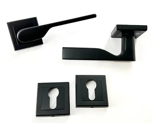 iron door handle pic